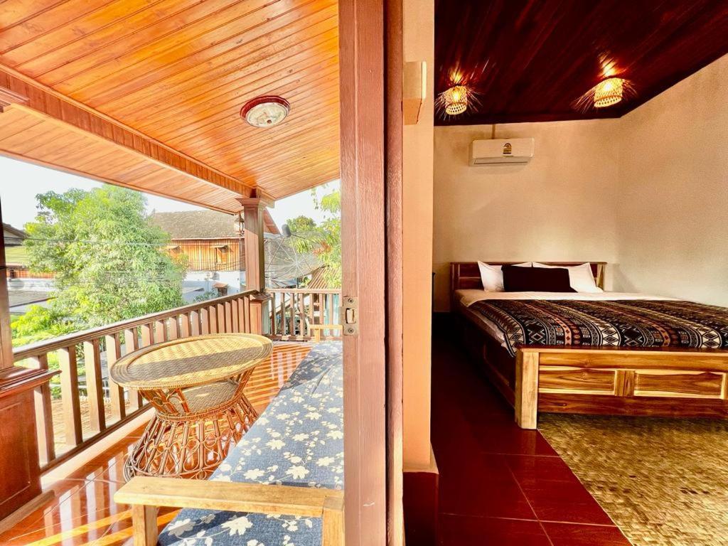 La Casa Hostel Luang Prabang Bagian luar foto