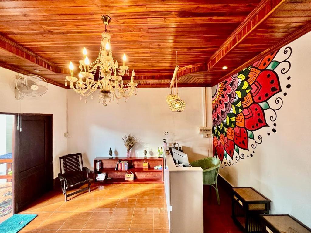 La Casa Hostel Luang Prabang Bagian luar foto