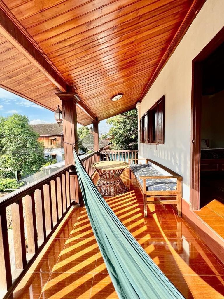 La Casa Hostel Luang Prabang Bagian luar foto